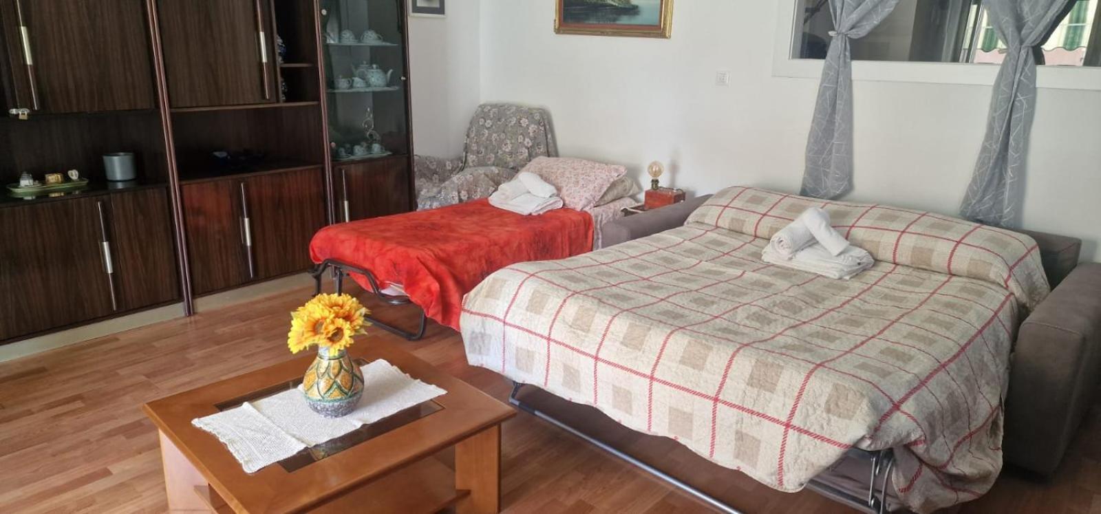 Appartamento Heidi In Centro Storico Lazise Exterior foto